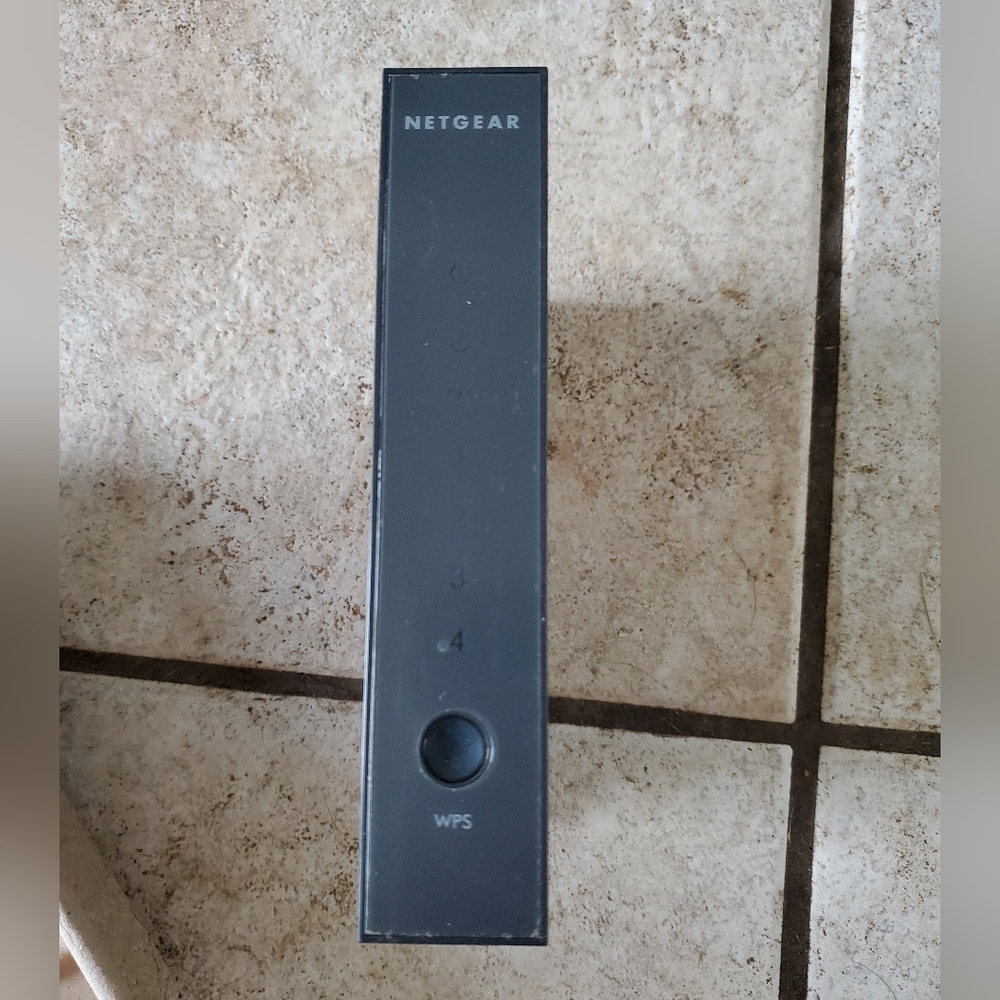 Netgear Router - Picture 2 of 2